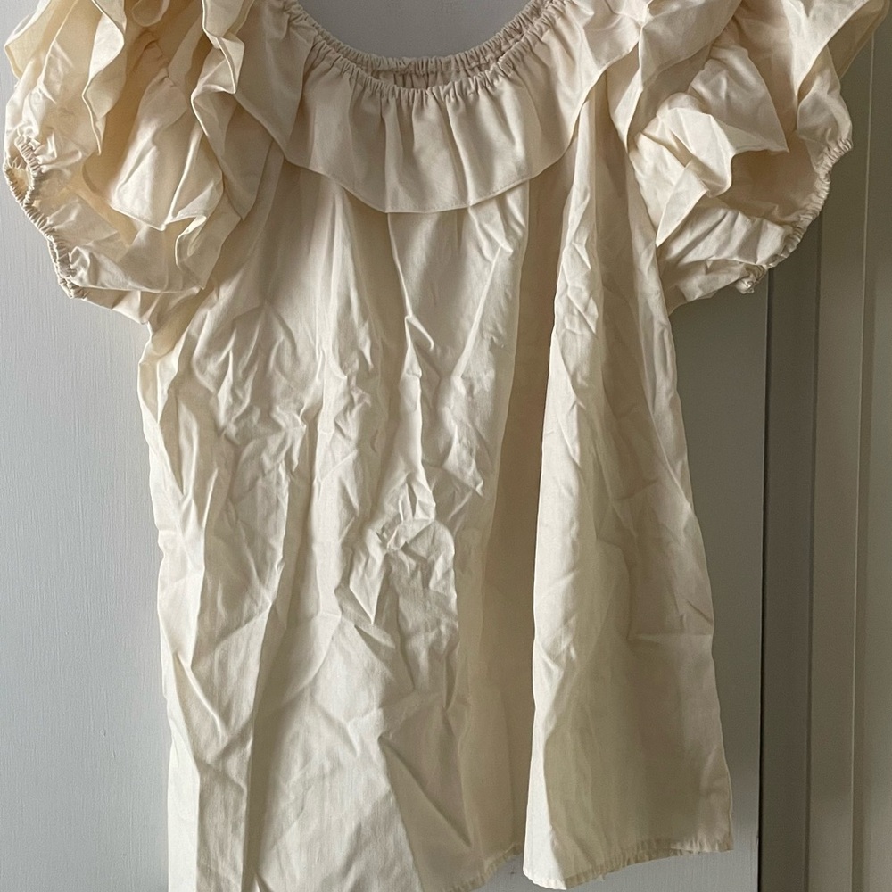 Elegant Cream Ruffle Top - Picture 2 of 2